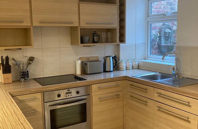 One Bedroom Cottage in Northampton