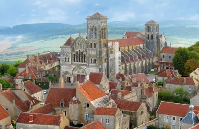 Home - Michelet - Séjour à Auxerre
