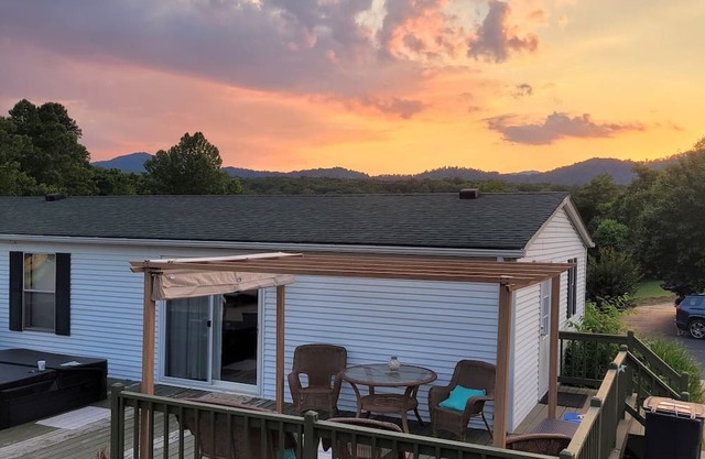 Blue Ridge Cabin