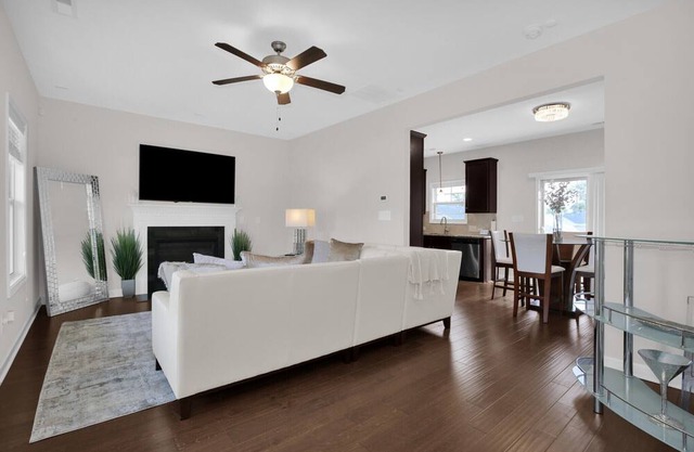 Luxury Home Conveniently Located in Fayetteville