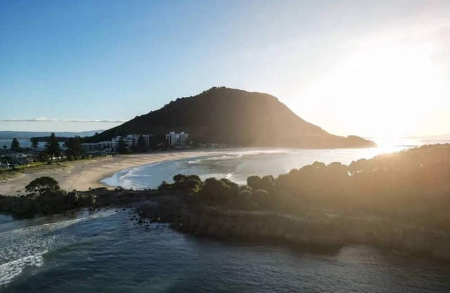 Papamoa - Beach Base