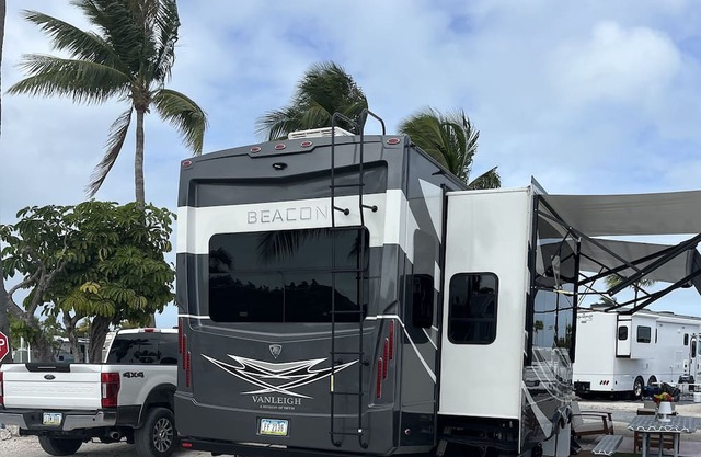 Sunshine Key RV Resort & Marina - Glamping at it's finest!