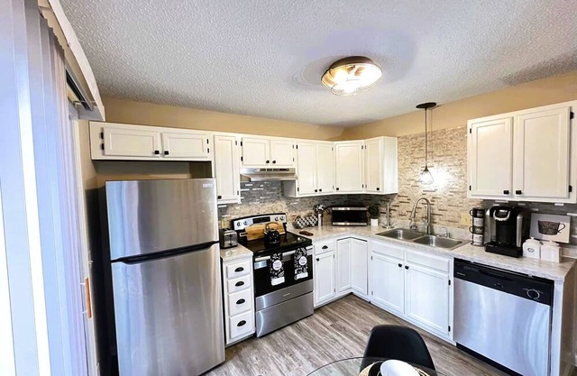 5 minutes to Downtown - Cozy getaway
