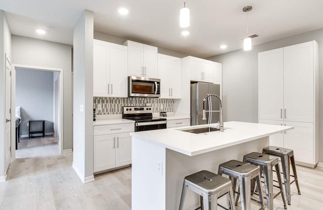 New-Build Bloomington Apartment ~ 3 Mi to Downtown