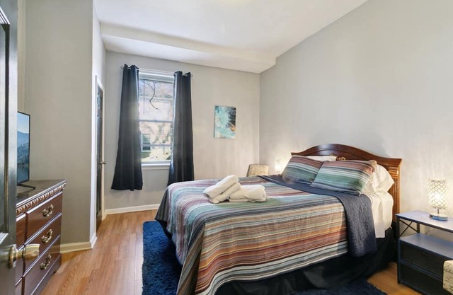 This duplex is a 1 bedroom(s), 1 bathrooms, located in Newport News, VA.