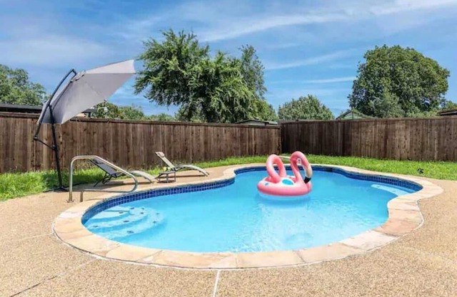The pool home in Dallas