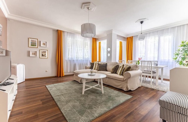 Spacious and Exquisite Flat Near Fulya in Besiktas