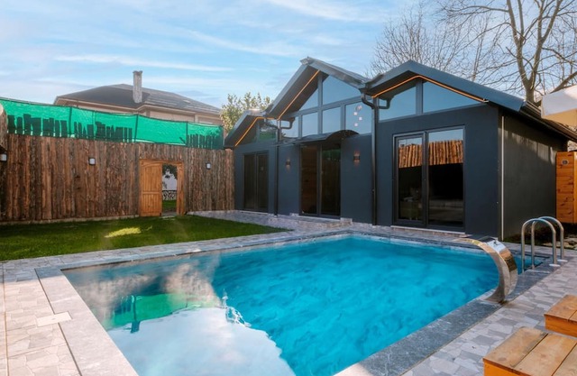 Private Bungalow Villa w Pool, Garden in Sapanca