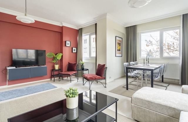 Missafir Modern Flat with Balcony on Bagdat Street