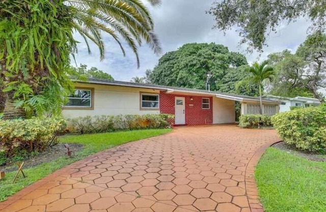 3 Bedroom 755387 by Houzlet