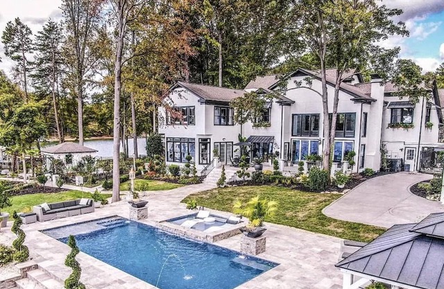 New Listing! The White Lotus - Luxurious Waterfront home on Lk Norman - Pool - Private Beach - Dock