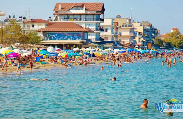 Homerez - 50 m away from the beach! Beautiful appartement for 4 ppl. at Paralia