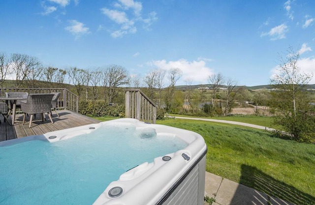 2 bedroom accommodation in Lewes