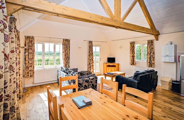 2 bedroom accommodation in Palgrave, Diss