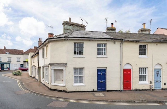 The Old Shoe Shop, 5 Well Lane