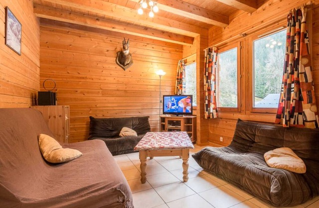 Chalet 'Lo Capstoa' with Mountain View, Private Terrace and Wi-Fi