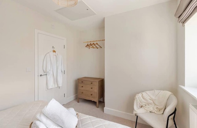 Combe House, 6 Mins Blenheim Palace, 5 Mins Estelle manor, 15 Mins centre Oxford