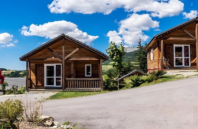 Entire Chalet Near Ski and Lake