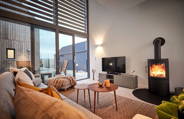 "Relaxation and comfort in the modern Villa Gold IV on Fehmarn!"