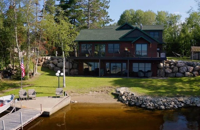 Wow! Waterfront Shoreline Home on Lake Vermilion near Giants Ridge Ski Resort