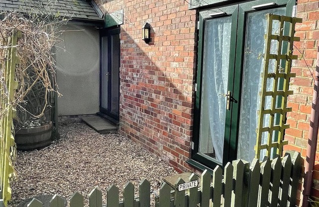 Stunning Barn Conversion with FREE GOLF,nPet friendly
