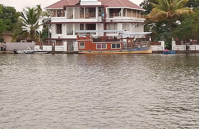Riveria Adventures Waterfront Resorts with modern comfort & paddy-view stays