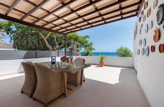 Holidays 'La Lajita Beach Studio' with Sea View, Wi-Fi and Air Conditioning