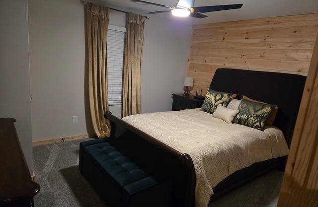 New Chic Cabin In Talking Rock Creek Subdivision