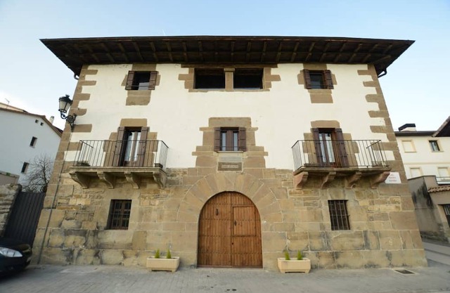Rest and nature in Zubiri, your rural refuge suitable for people with reduced mobility.