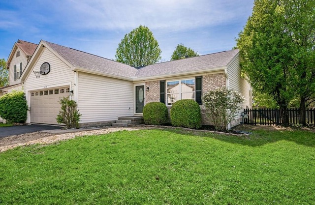 Delightful 3-bedroom house with AC in Columbus