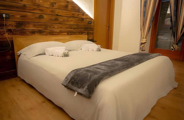 Apartment 'Ride Home 1' with Mountain View, Shared Garden and Wi-Fi