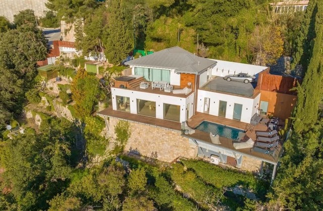 Luxury Villa with Panoramic Sea and Monaco View