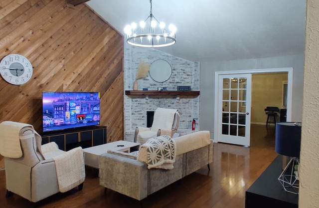 Charming 3-bedroom house in wonderful Beaumont with AC