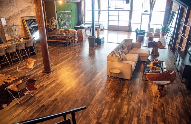 Spacious 3-Level Loft Stay in Downtown Atlanta