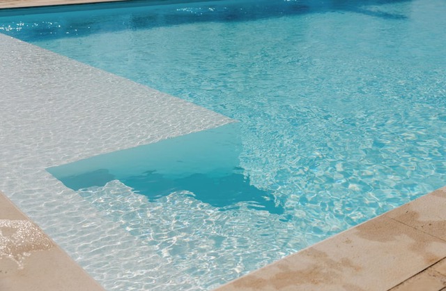 At 6 km from the sea villa with large pool and large green spaces Ideal for families