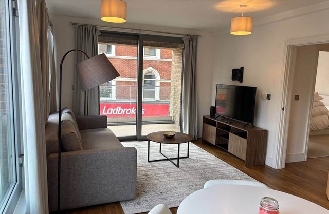 Modern Flat in Dalston/1-min to Dalston Station