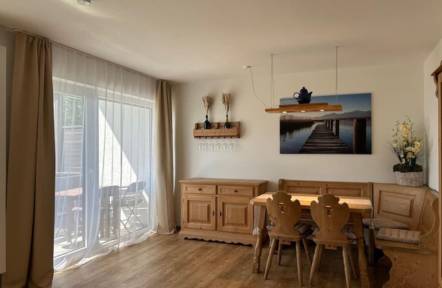 Vacation apartment/apartment for 6 guests with 54m² in Seebruck (297256)