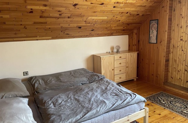 Wonderful private villa for 6 people with WIFI, balcony, pets allowed and parking