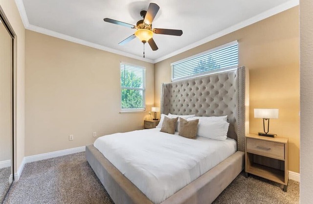 2BR Getaway Pool, Gym, Basketball Court & Theater Access