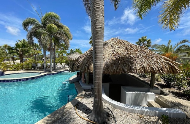 Villa with 2 bedrooms, big porch and amazing ocean view