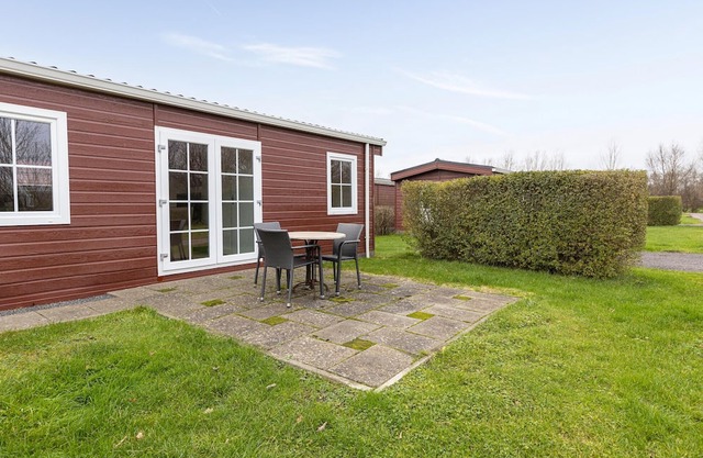 Cozy home in Wagenborgen with WiFi