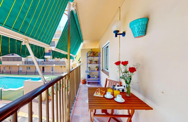 Fiesta Apartment with direct access to the beach, wifi, A/C