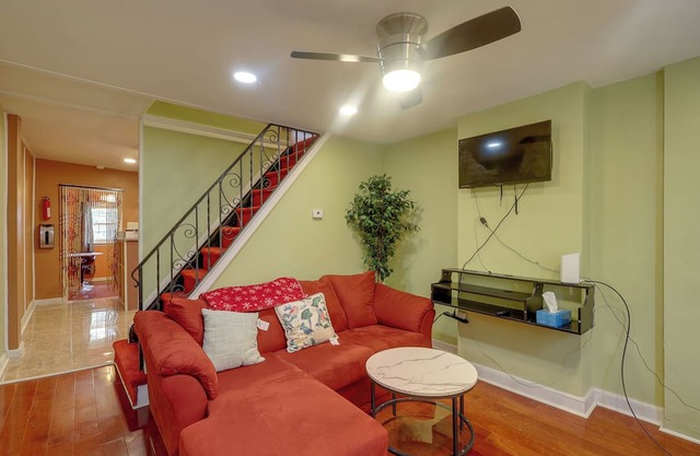 Walkable Townhome in Wilmington’s South Side!