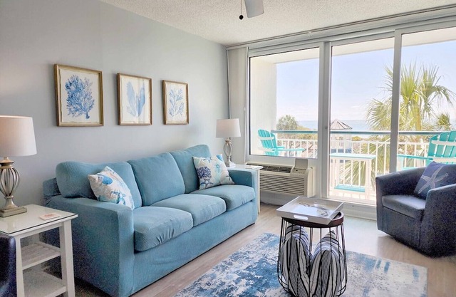 Bridgewater 414 - Oceanfront w/Lazy River! Nicely Furnished, 1 Bedroom, 1 Bath