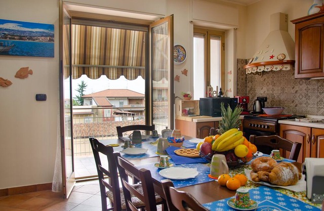 Casa Aurora a stone's throw from the railway