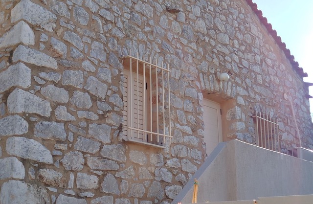 Charming cottage with AC and WiFi in lovely Areopoli