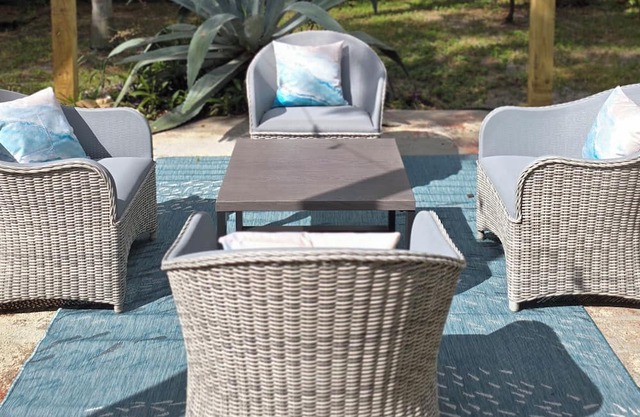 Newly renovated 1915 historic cottage, close to the beach!