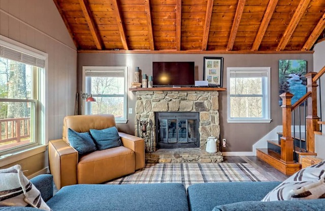 Rynns Retreat Mountain Views