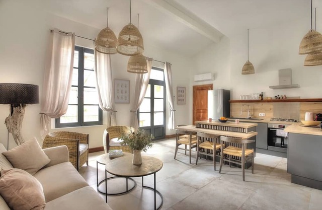 South-facing suite with terrace in town center