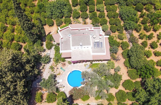 Villa Tranquil - Three Bedroom Villa, Sleeps 5